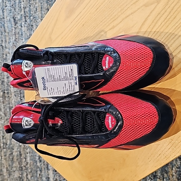 Ahmad Bradshaw New York Giants issued custom Cleats - Picture 5 of 10